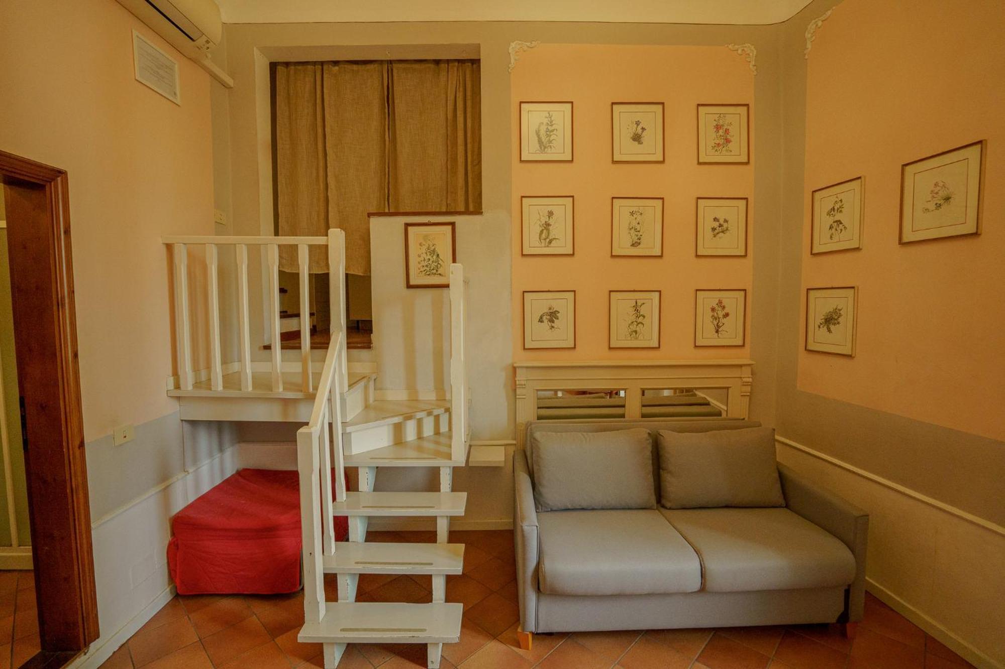 Tranquil Suite Near Museums And Train Station Florenţa Exterior foto
